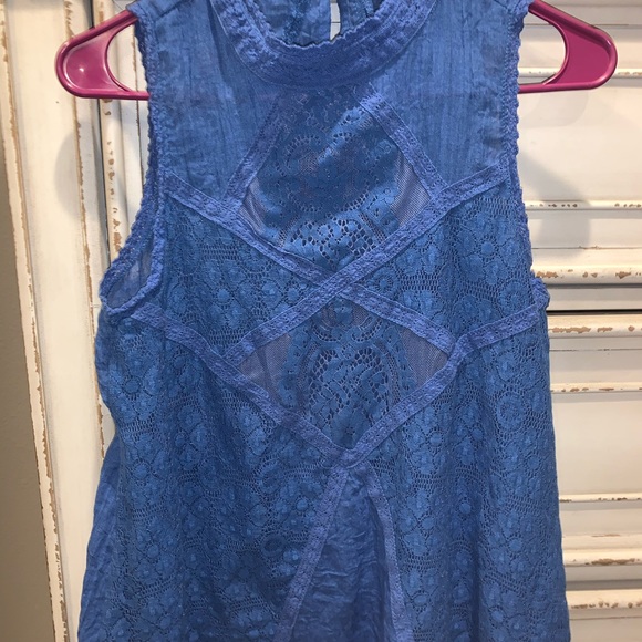 tank/halter top - Picture 3 of 4